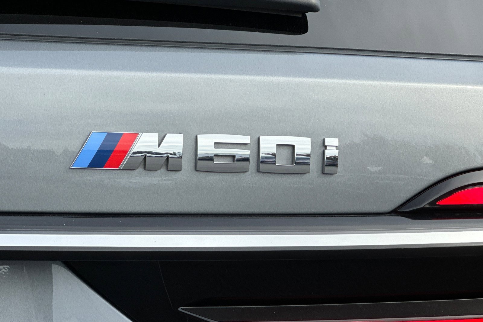 Used 2023 BMW X7 M60i w/ Executive Package image 28