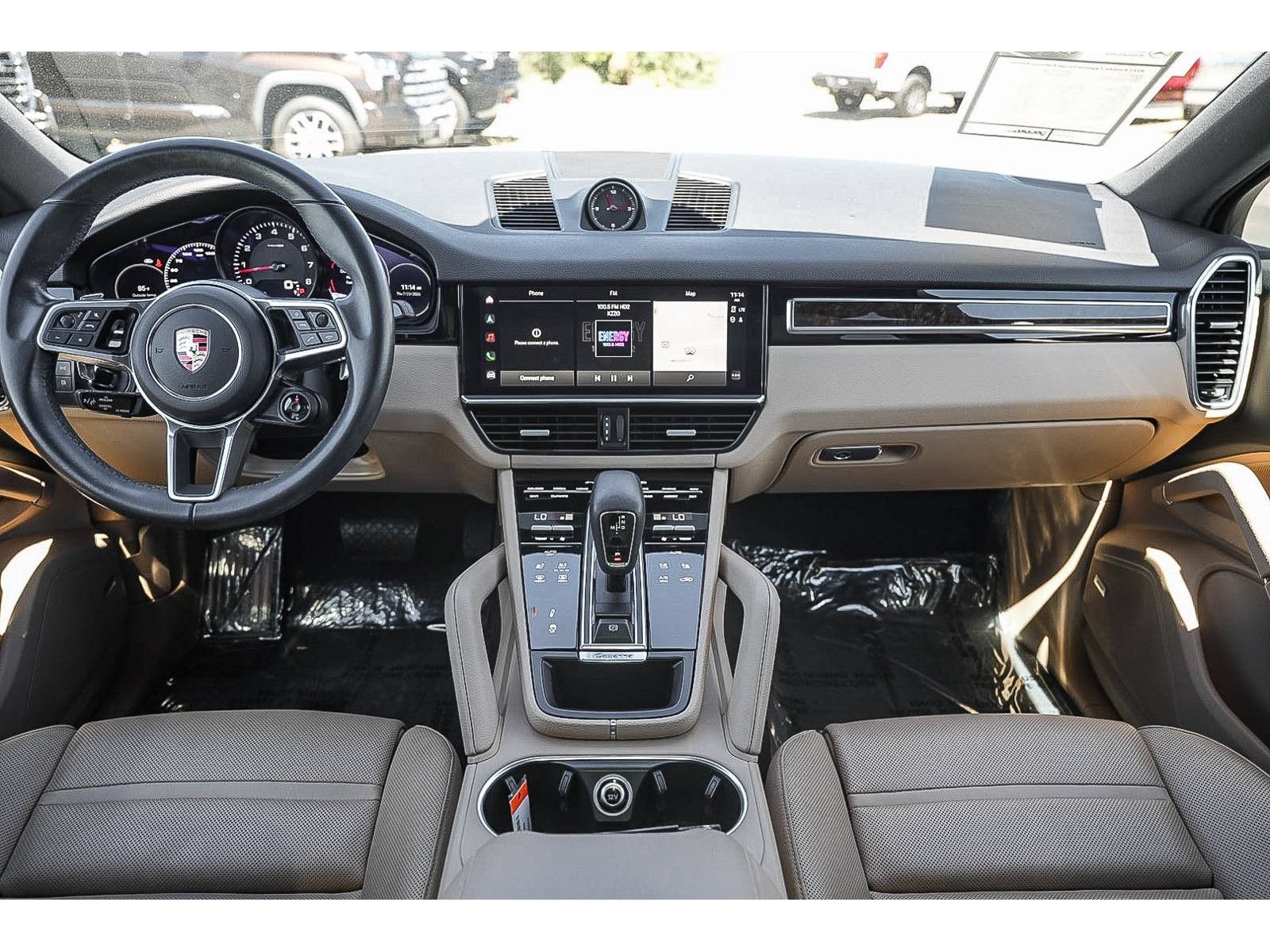 Used 2023 Porsche Cayenne Platinum Edition AWD/4WD image 14