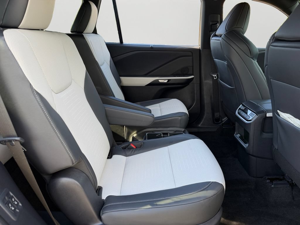 Certified 2026 Lexus TX 500h AWD w/ Technology Package image 9