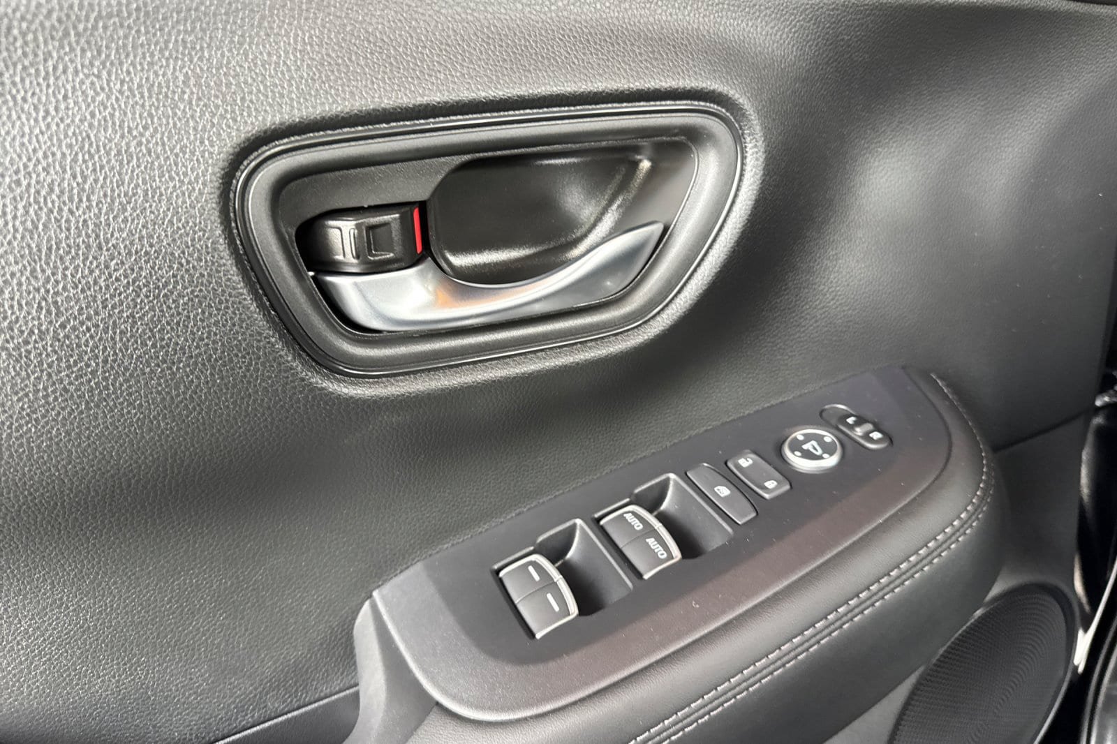 New 2027 Honda HR-V EX-L image 10
