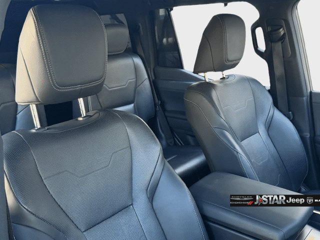 Used 2024 Lexus GX 550 w/ Cold Area Package AWD/4WD image 12