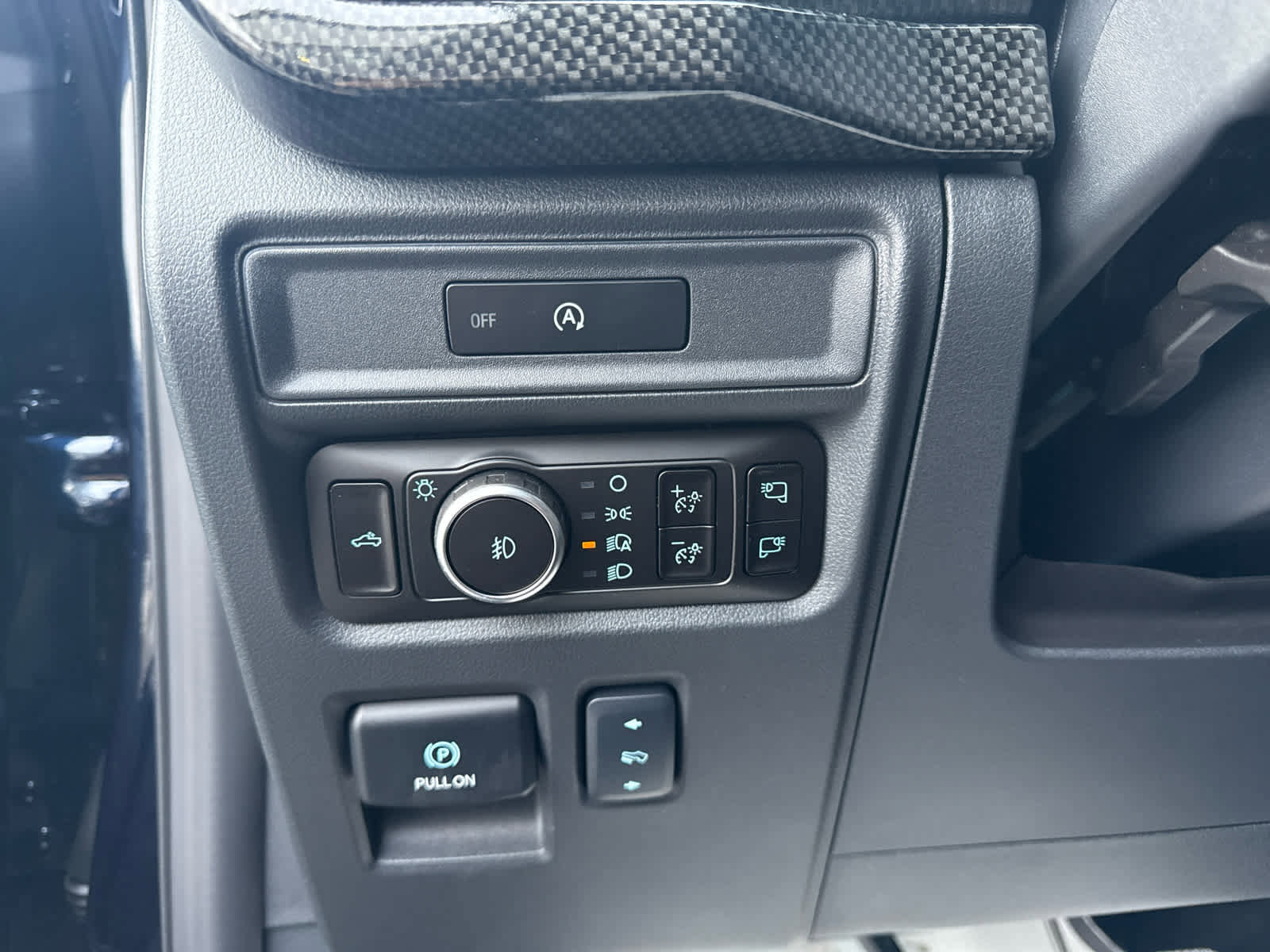 New 2025 Ford F150 Lariat w/ Equipment Group 502A High image 49