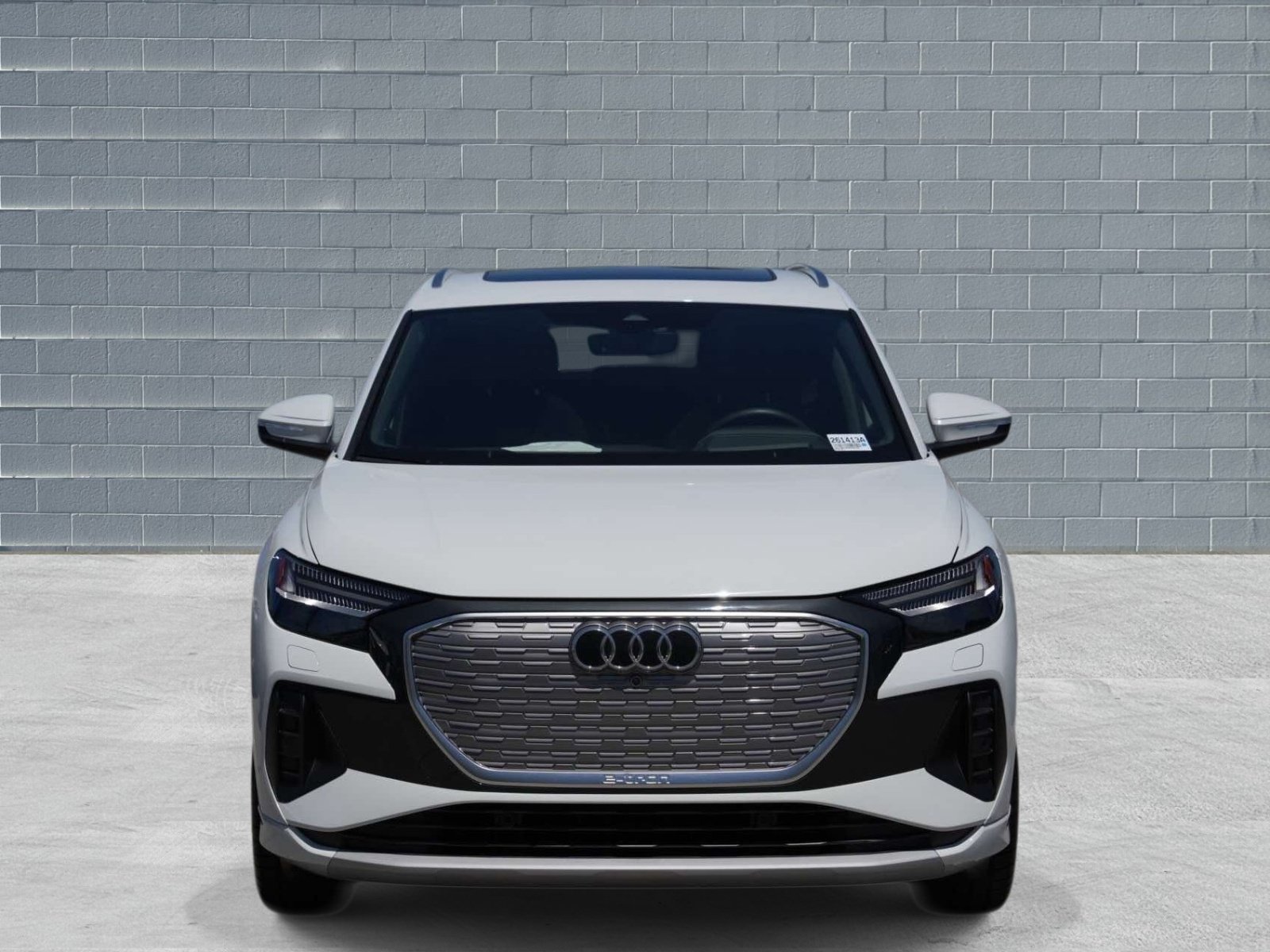 Used 2022 Audi Q4 e-tron Prestige AWD/4WD image 2