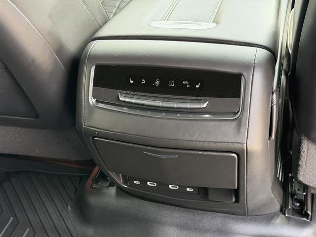 Certified 2024 Cadillac Escalade Sport Platinum w/ LPO, ONYX Package AWD/4WD image 27