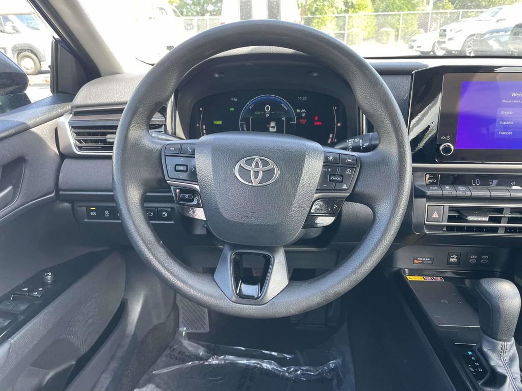 Used 2025 Toyota Camry LE w/ Convenience Package FWD image 26