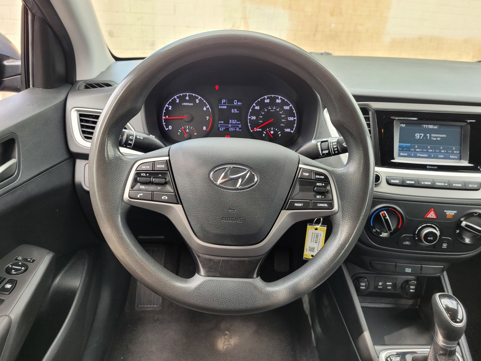 Used 2020 Hyundai Accent SE image 16