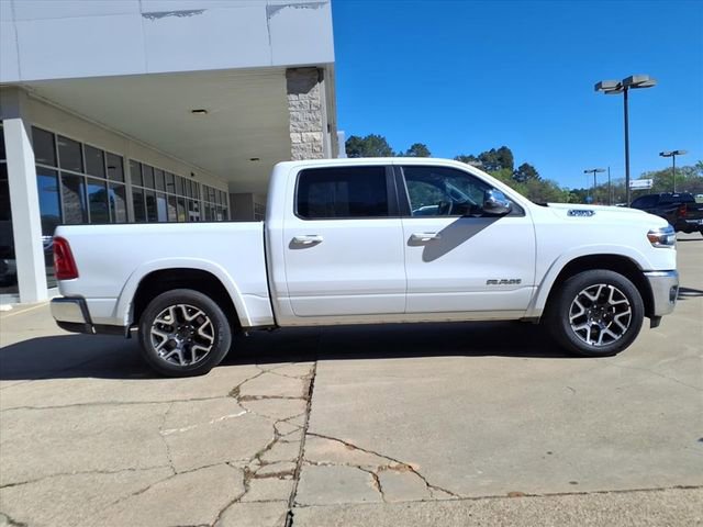 Used 2025 RAM 1500 Laramie AWD/4WD image 2
