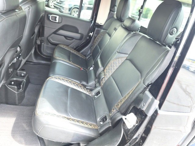 Used 2023 Jeep Gladiator Overland image 36