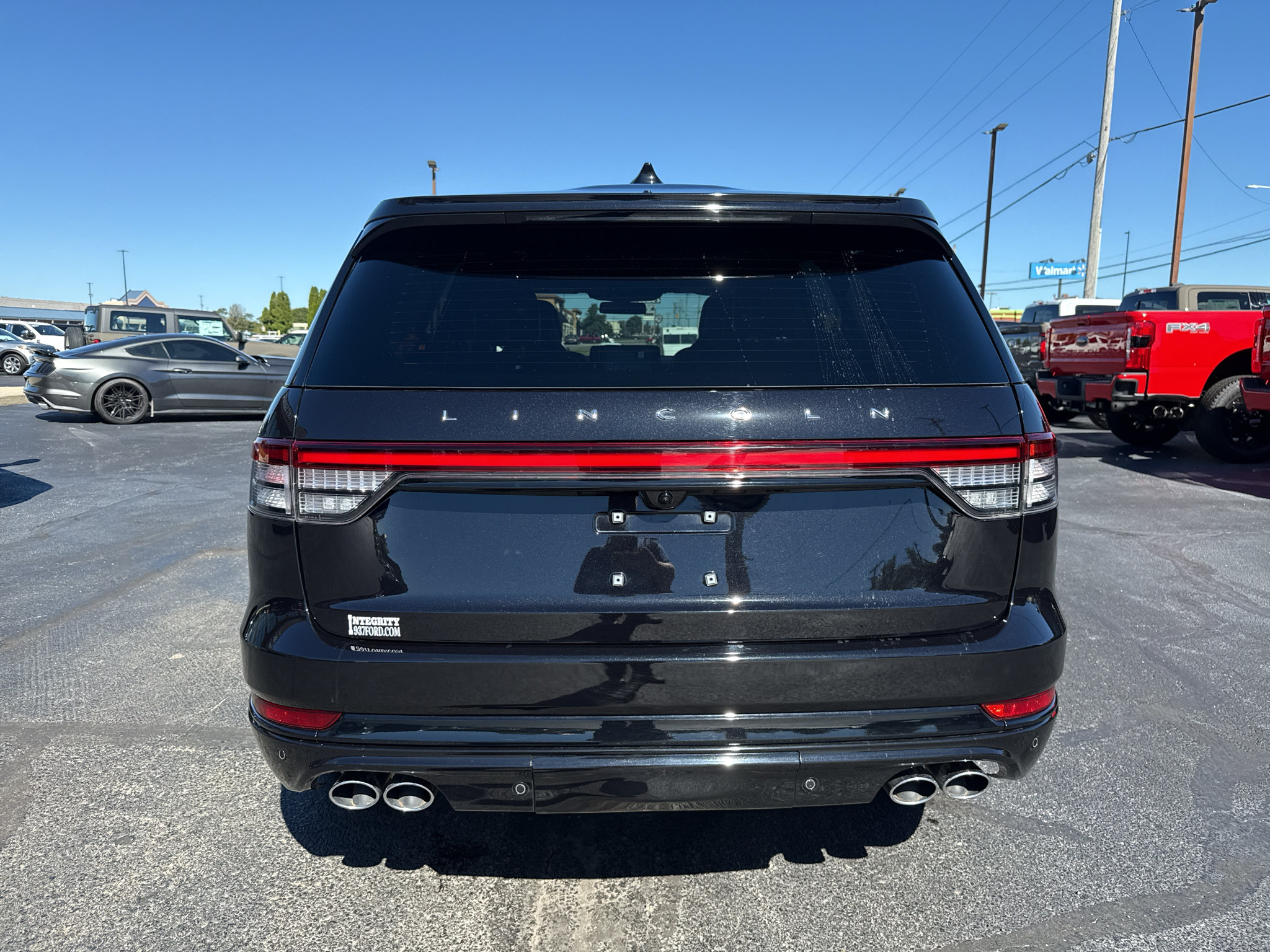 Used 2025 Lincoln Aviator Reserve w/ Equipment Group 201A AWD/4WD image 7