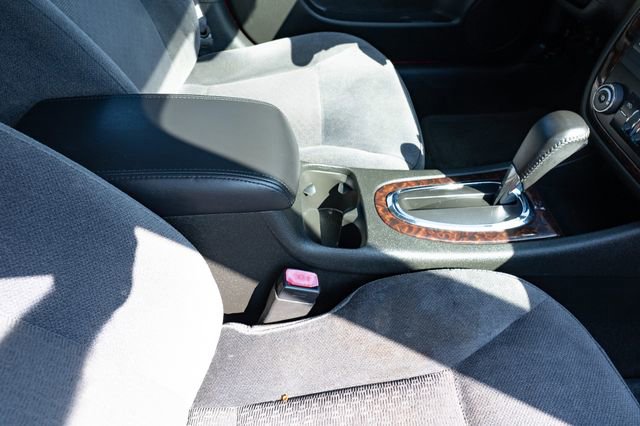 Used 2013 Chevrolet Impala LT w/ LT Sunroof Package FWD image 42
