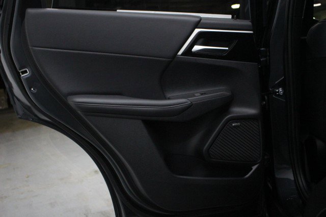 New 2026 Mitsubishi Outlander LE FWD image 25