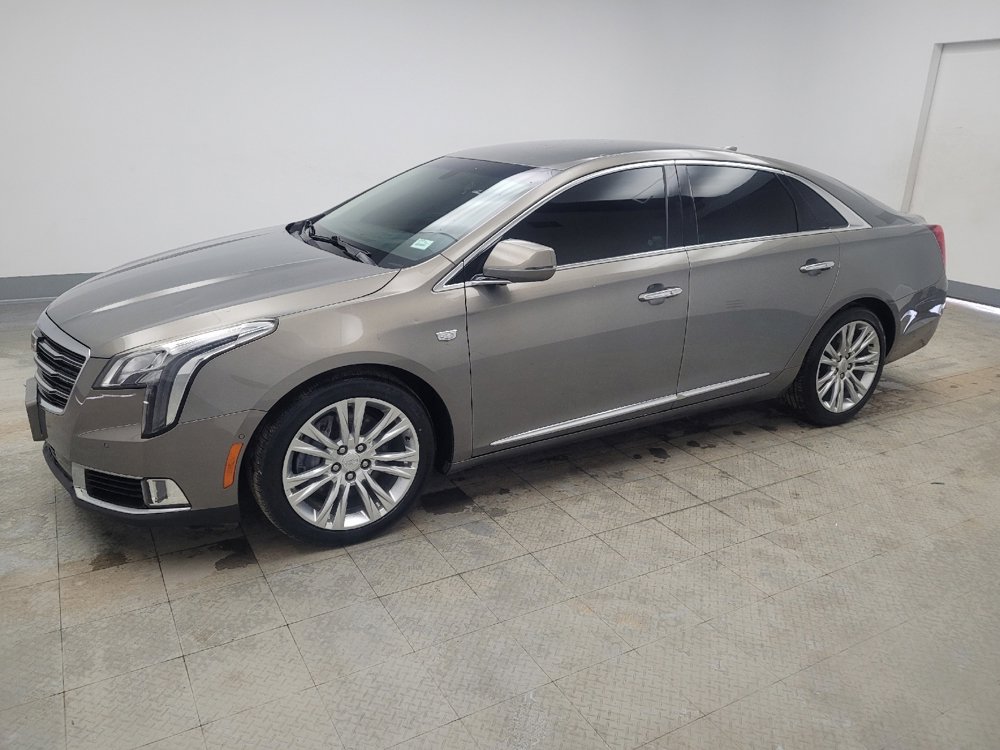 Used 2019 Cadillac XTS Luxury image 2