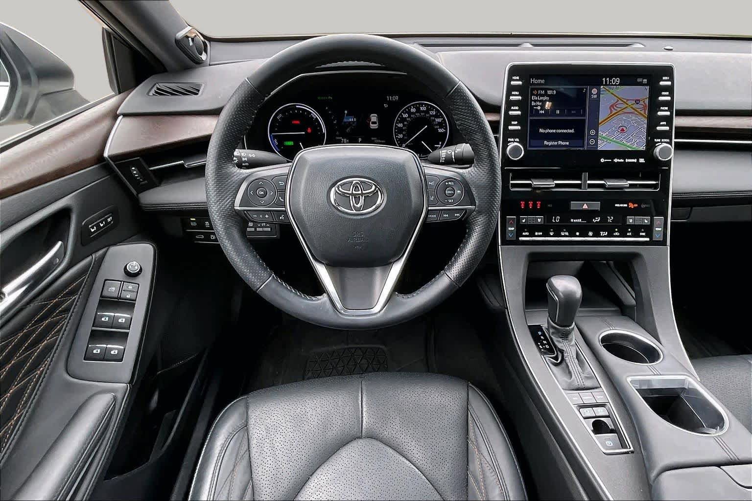 Used 2021 Toyota Avalon Limited w/ Advanced Safety Package FWD image 6