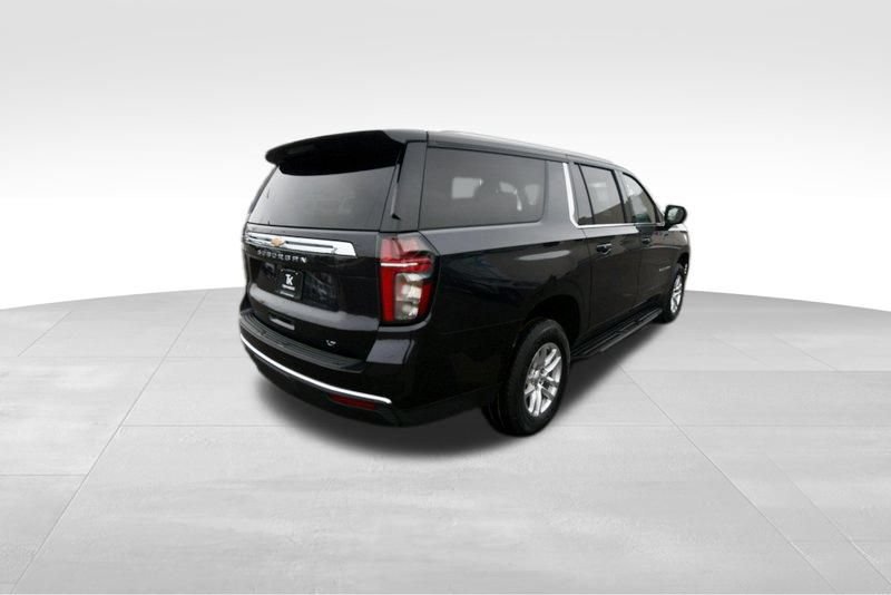 Used 2024 Chevrolet Suburban LT AWD/4WD image 8