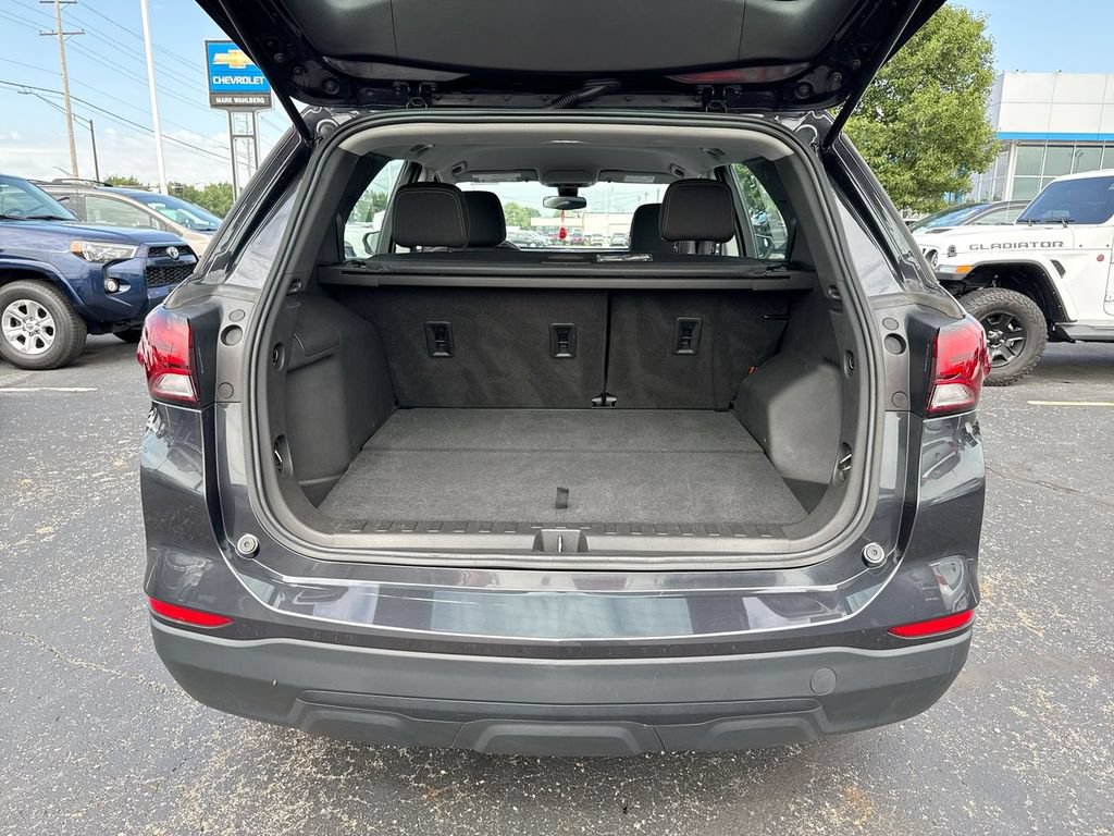 Used 2022 Chevrolet Equinox LS FWD image 24