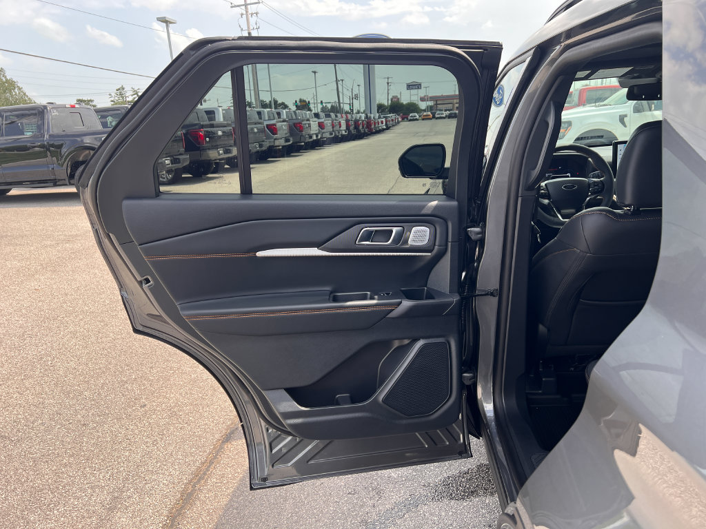 New 2026 Ford Explorer Tremor w/ Tremor Ultimate Package AWD/4WD image 15