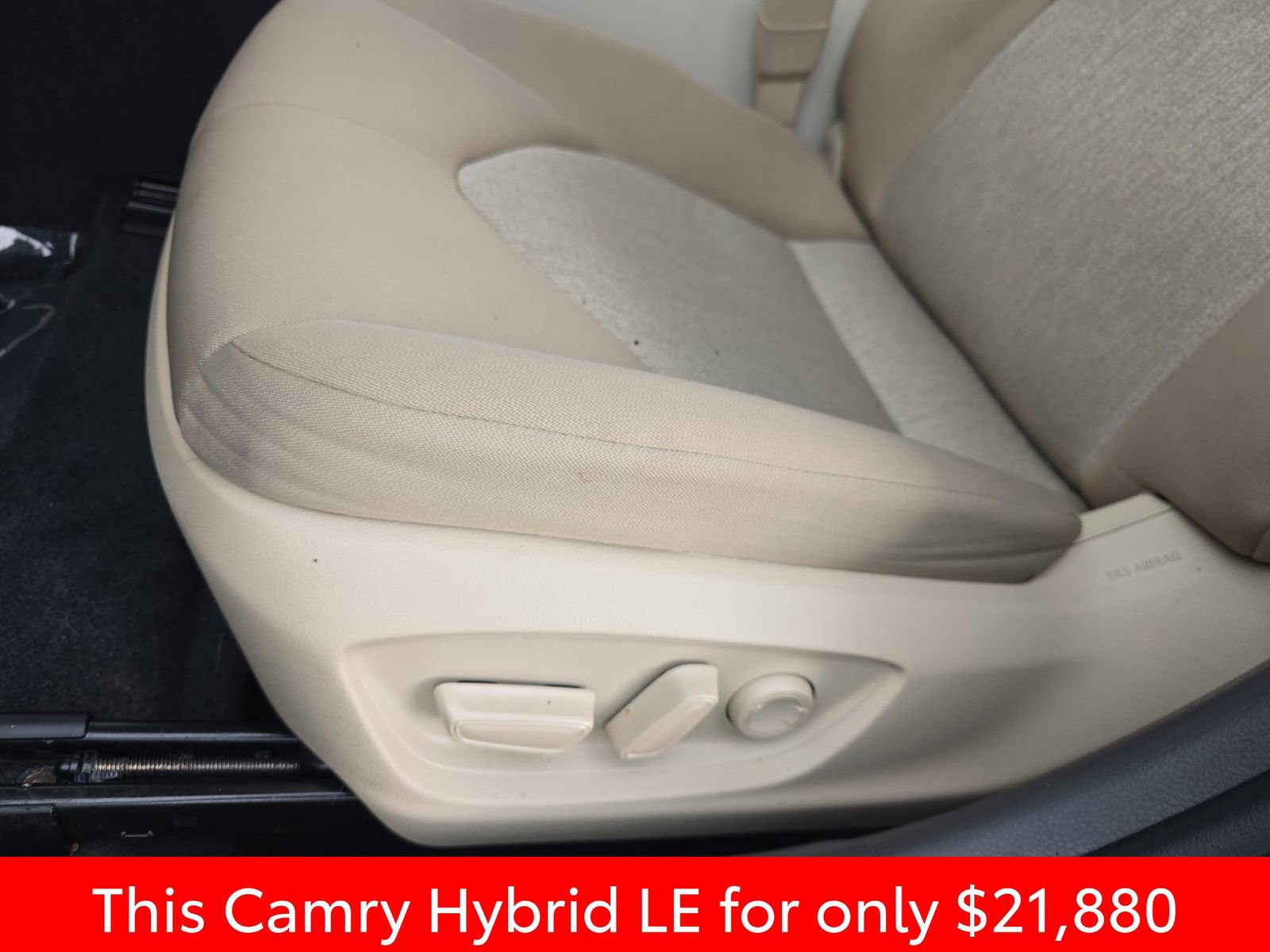 Used 2020 Toyota Camry LE image 35