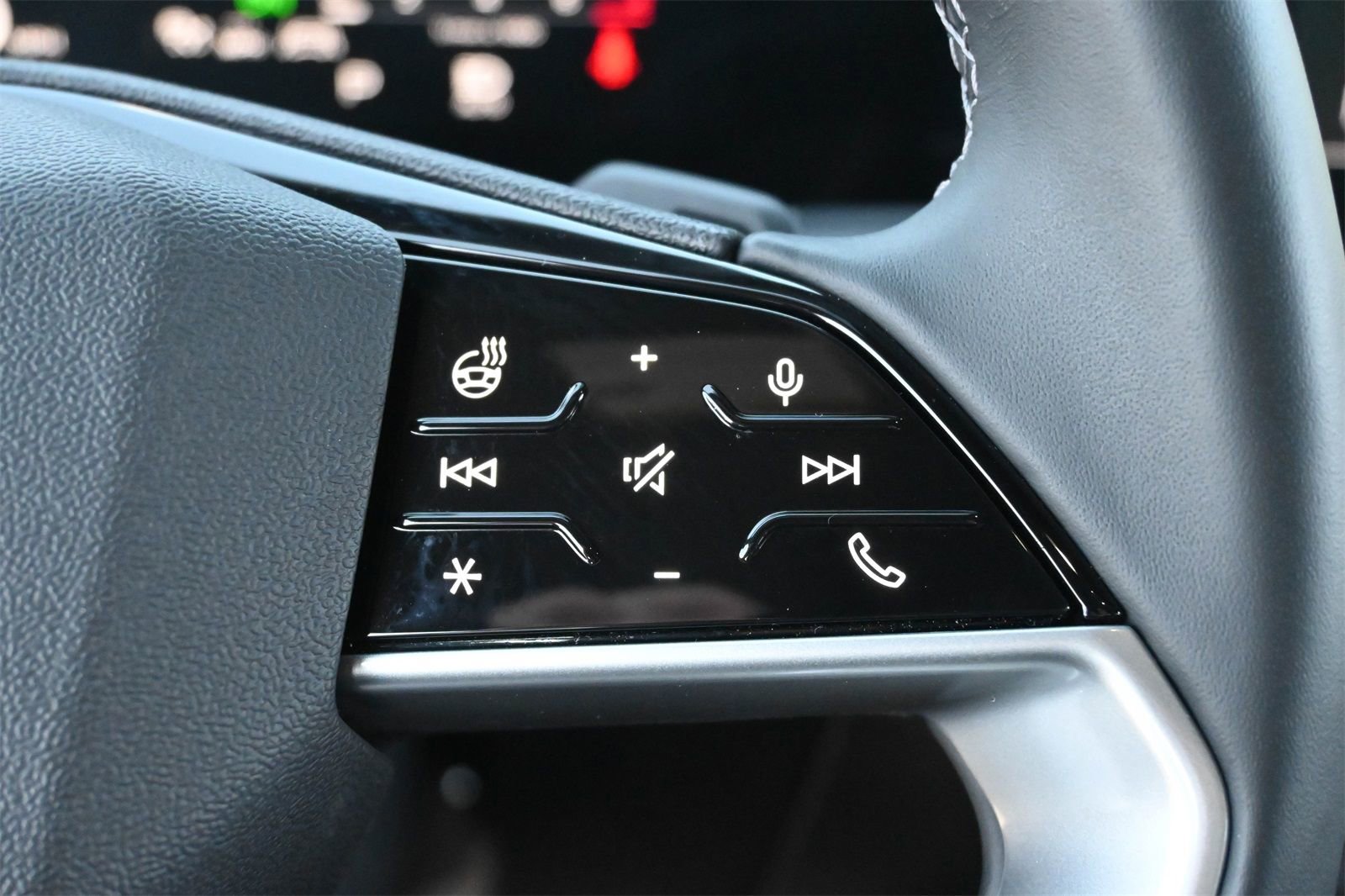 Certified 2025 Audi Q5 Premium w/ Convenience Package image 7