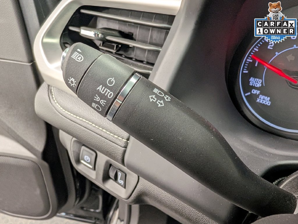 Used 2023 GMC Acadia SLE w/ Driver Convenience Package AWD/4WD image 18