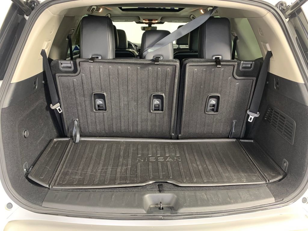 Used 2023 Nissan Pathfinder SL w/ SL Premium Package FWD image 36