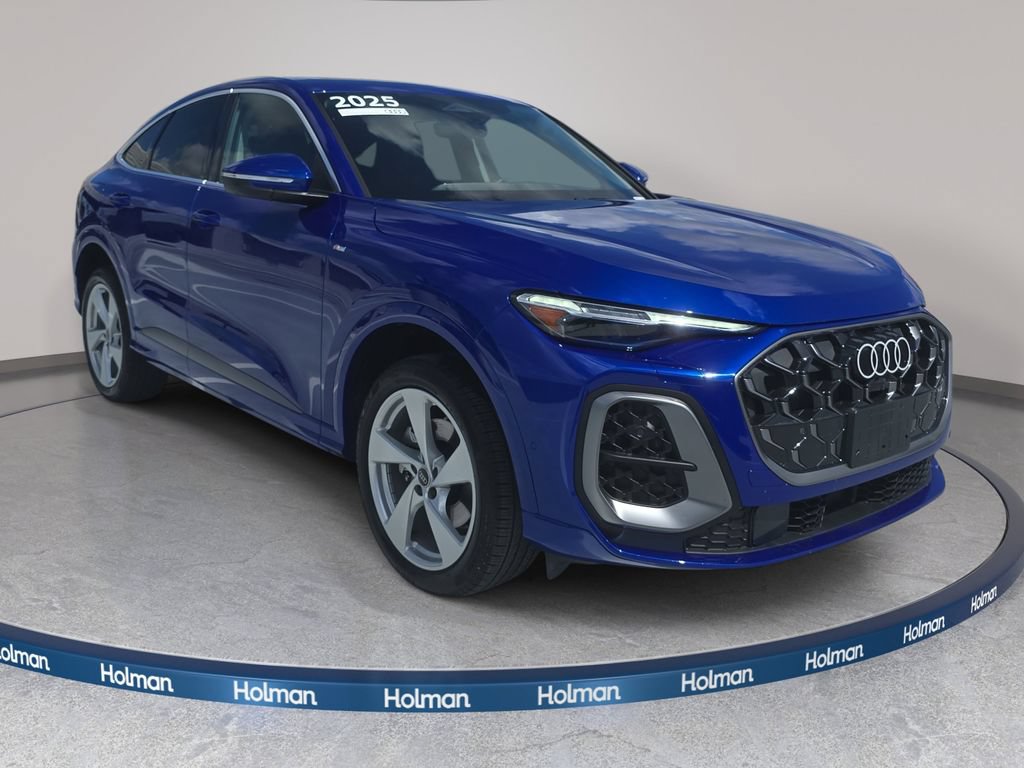 Certified 2025 Audi Q5 Premium Plus w/ Premium Plus AWD/4WD image 3
