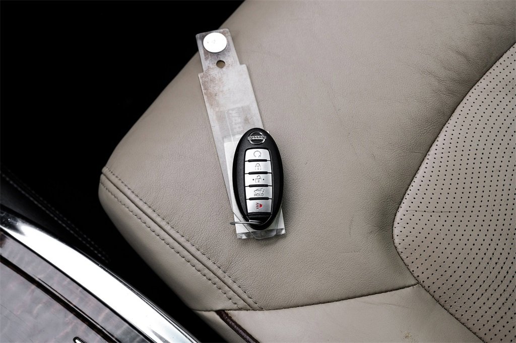 Used 2017 Nissan Armada Platinum w/ Captain Seat Package image 64