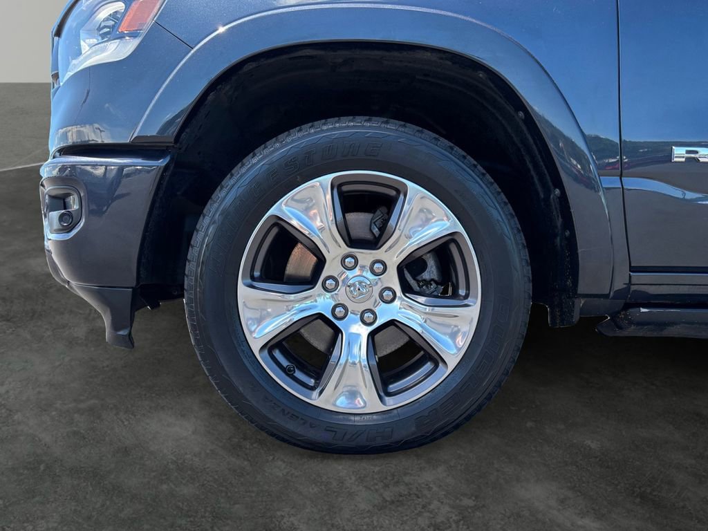 Used 2019 RAM 1500 Laramie AWD/4WD image 4