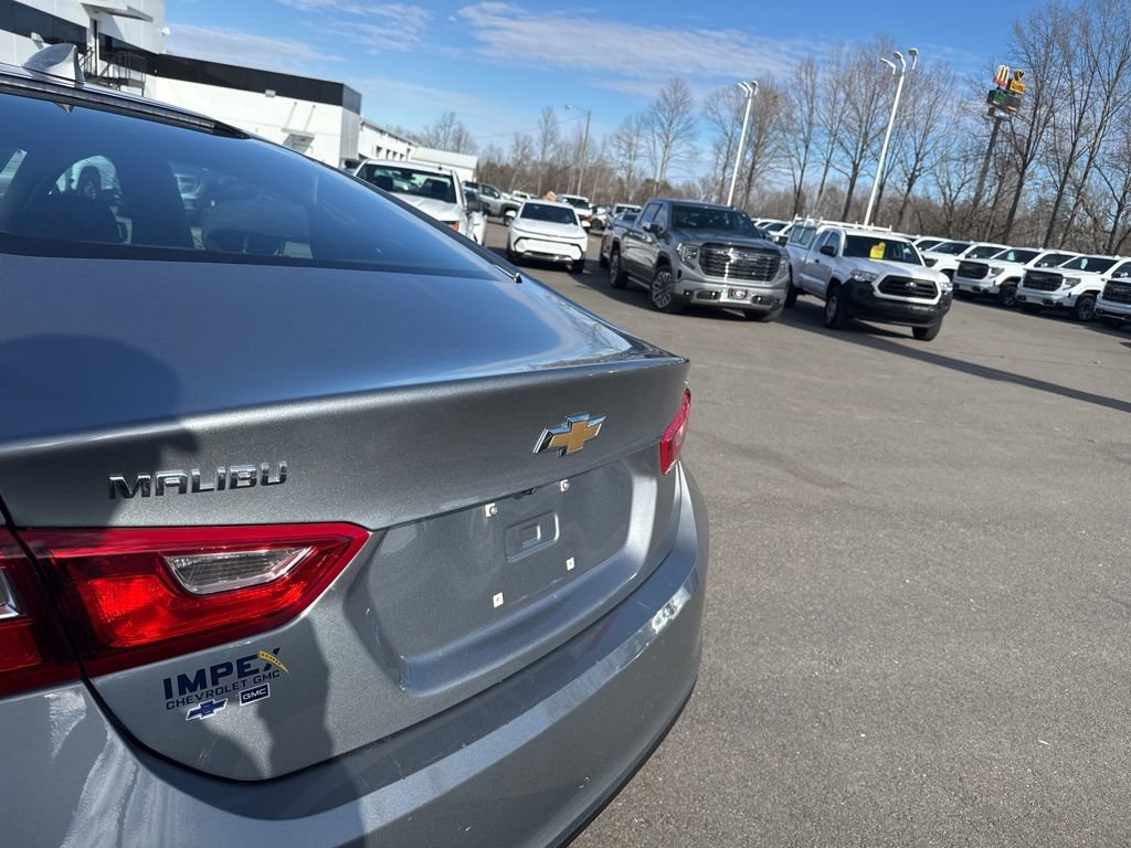 Used 2023 Chevrolet Malibu LT image 30