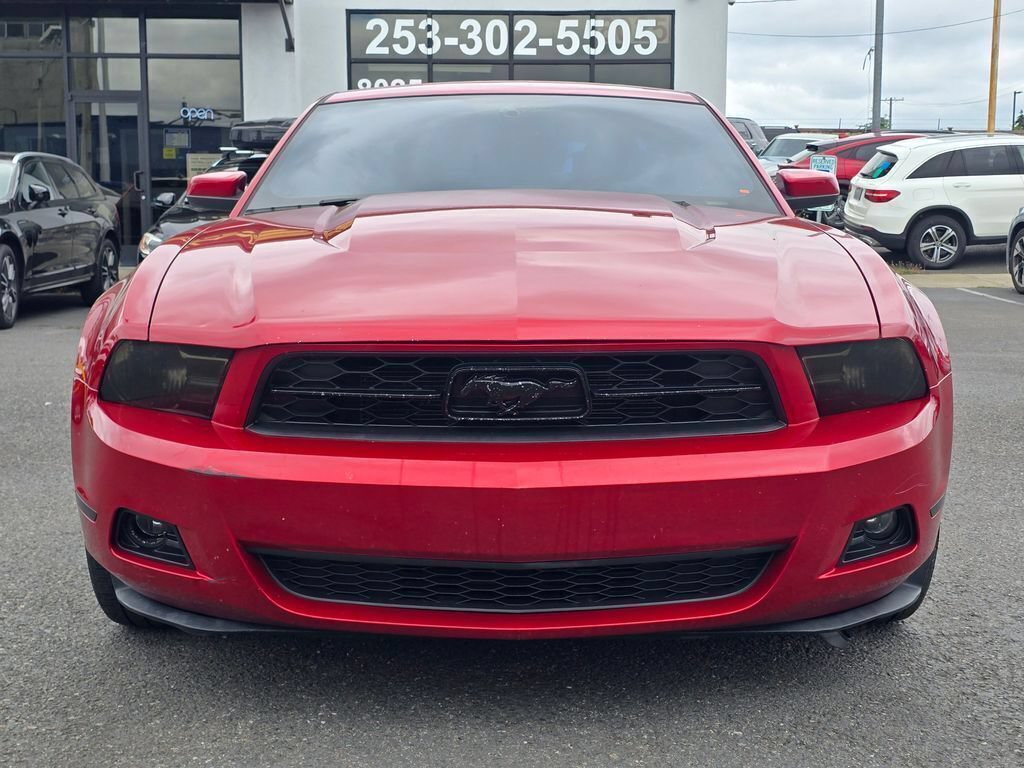 Used 2010 Ford Mustang Coupe RWD image 3