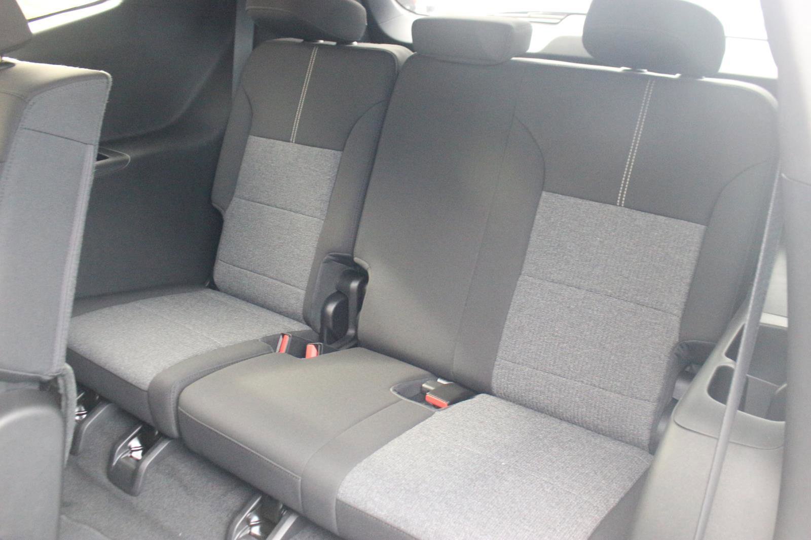 New 2025 GMC Acadia Elevation image 12