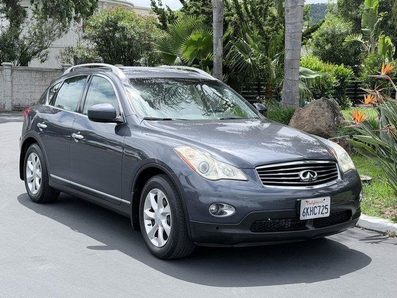 Used 2010 INFINITI EX35 Journey AWD/4WD image 4