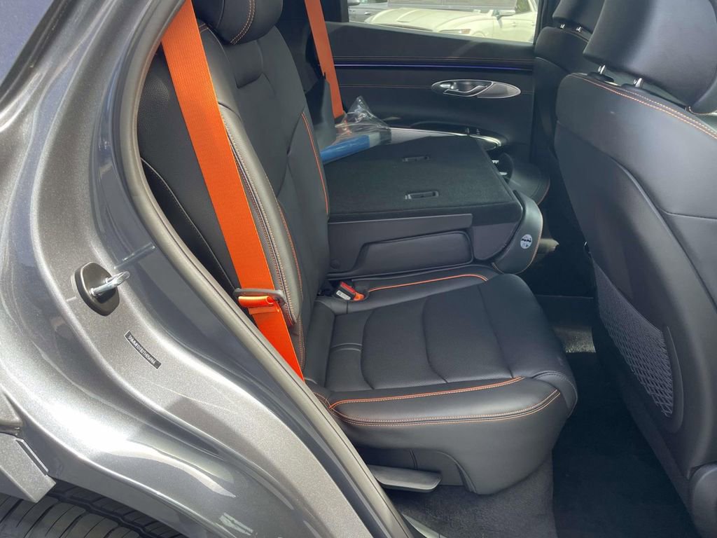 New 2026 Genesis GV70 2.5T Sport Prestige AWD/4WD image 23