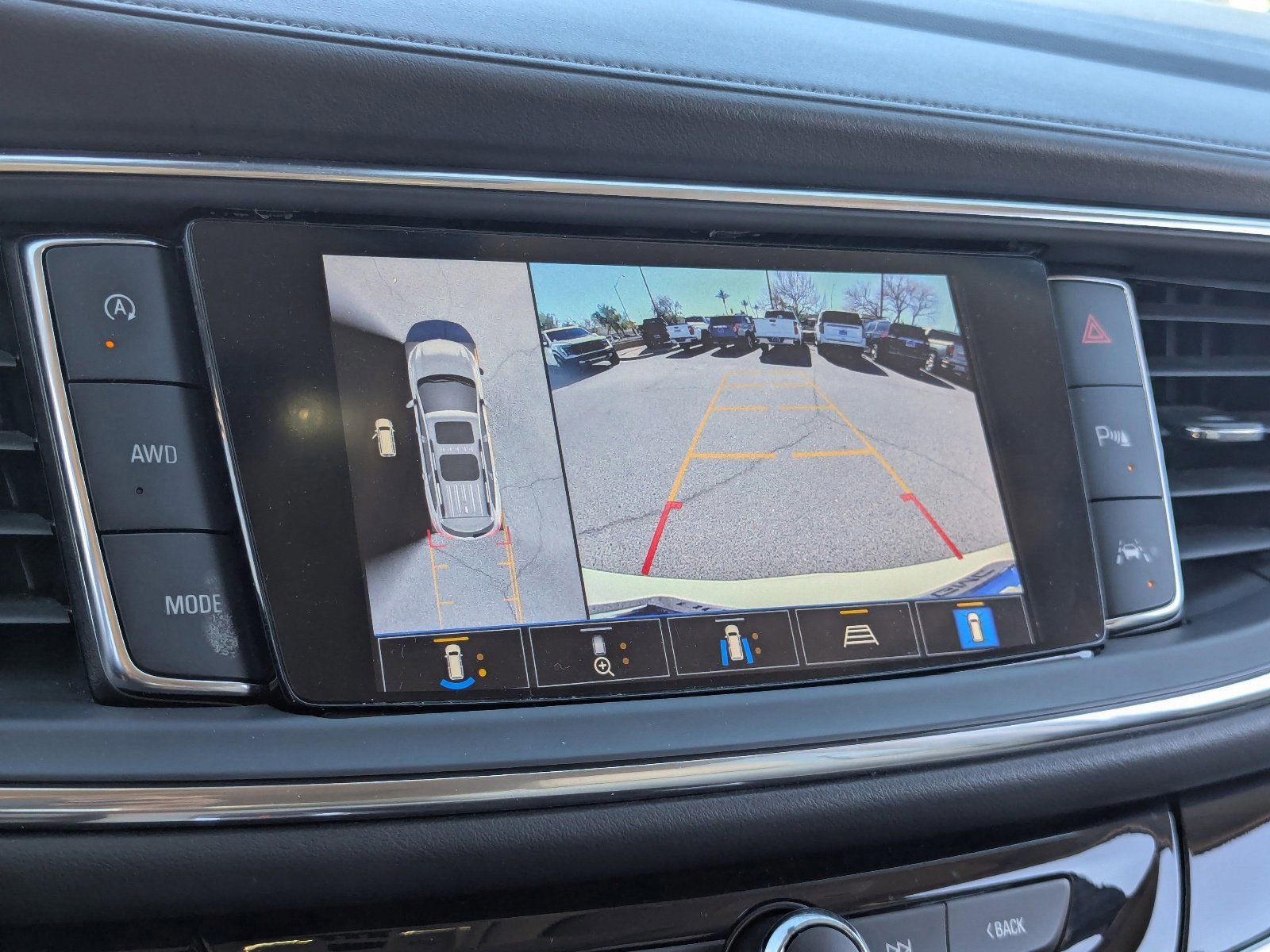 Used 2023 Buick Enclave Avenir w/ Avenir Technology Package image 28