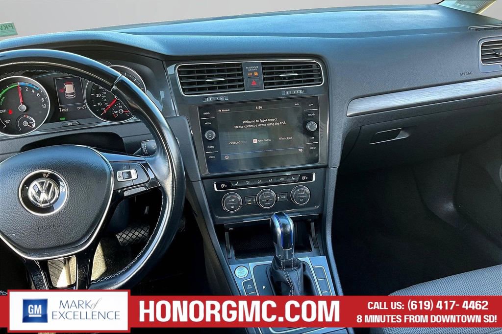 Used 2019 Volkswagen e-Golf SE w/ Driver Assistance Package FWD image 9