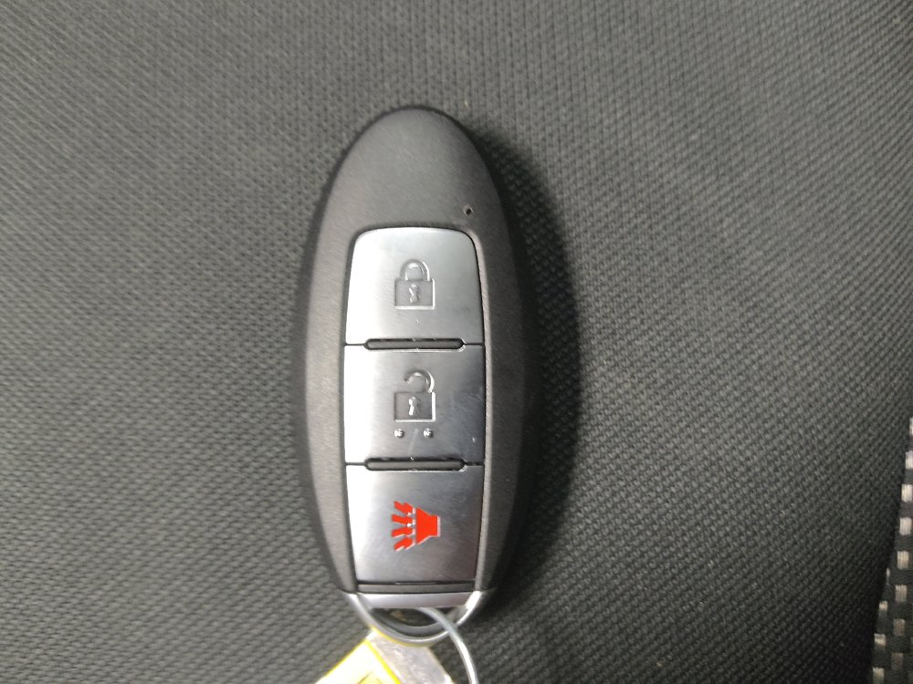 Used 2020 Nissan Pathfinder S FWD image 32
