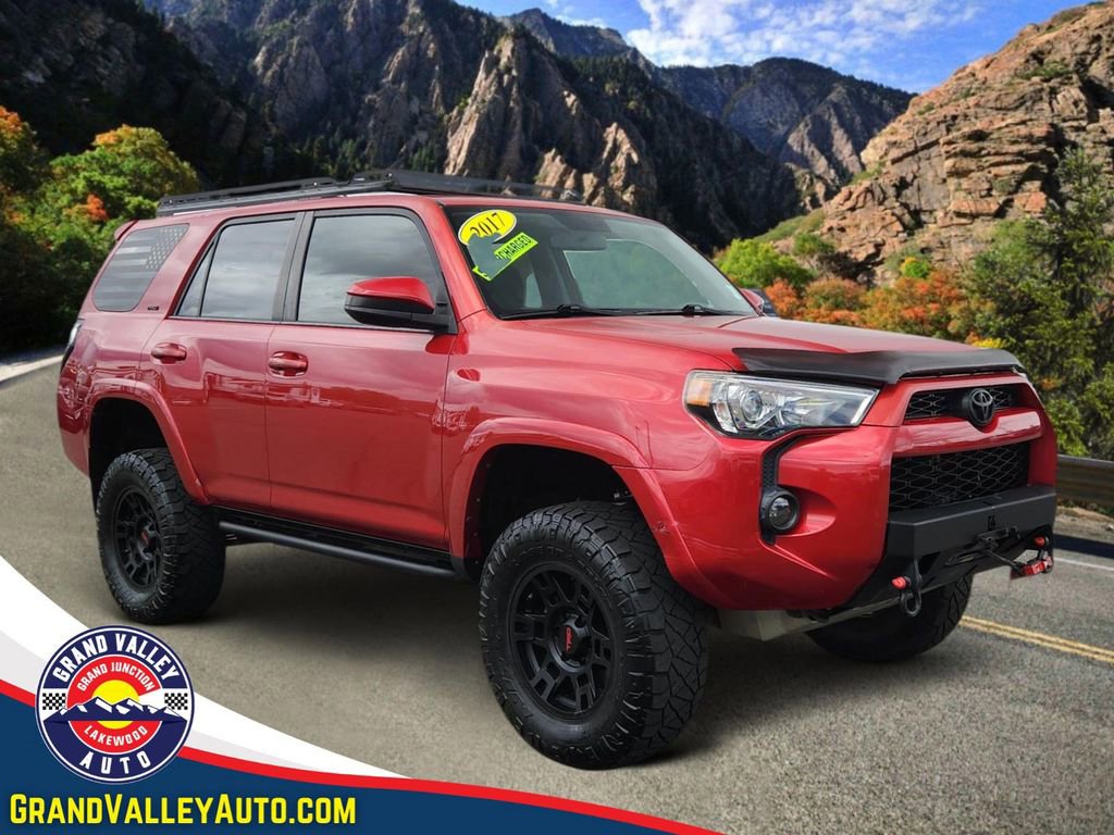 Used 2017 Toyota 4Runner SR5 AWD/4WD image 1