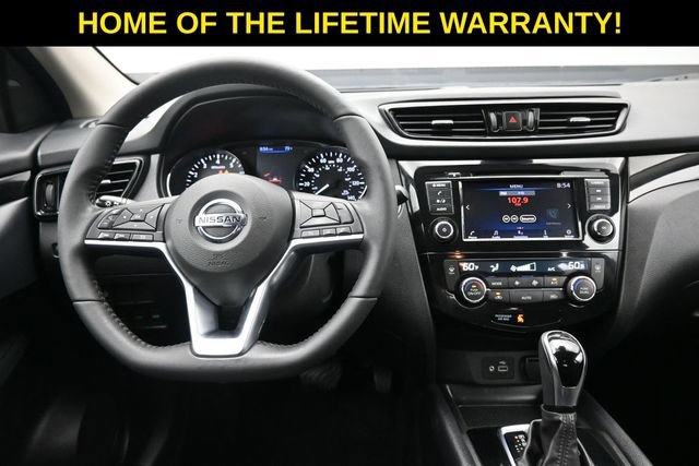 Used 2022 Nissan Rogue Sport SV AWD/4WD image 15