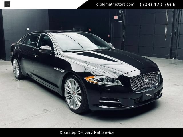 Used 2015 Jaguar XJ L Portfolio AWD/4WD image 9