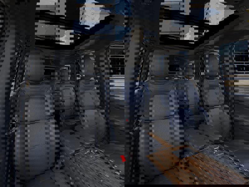 New 2022 Lincoln Navigator 4WD image 10