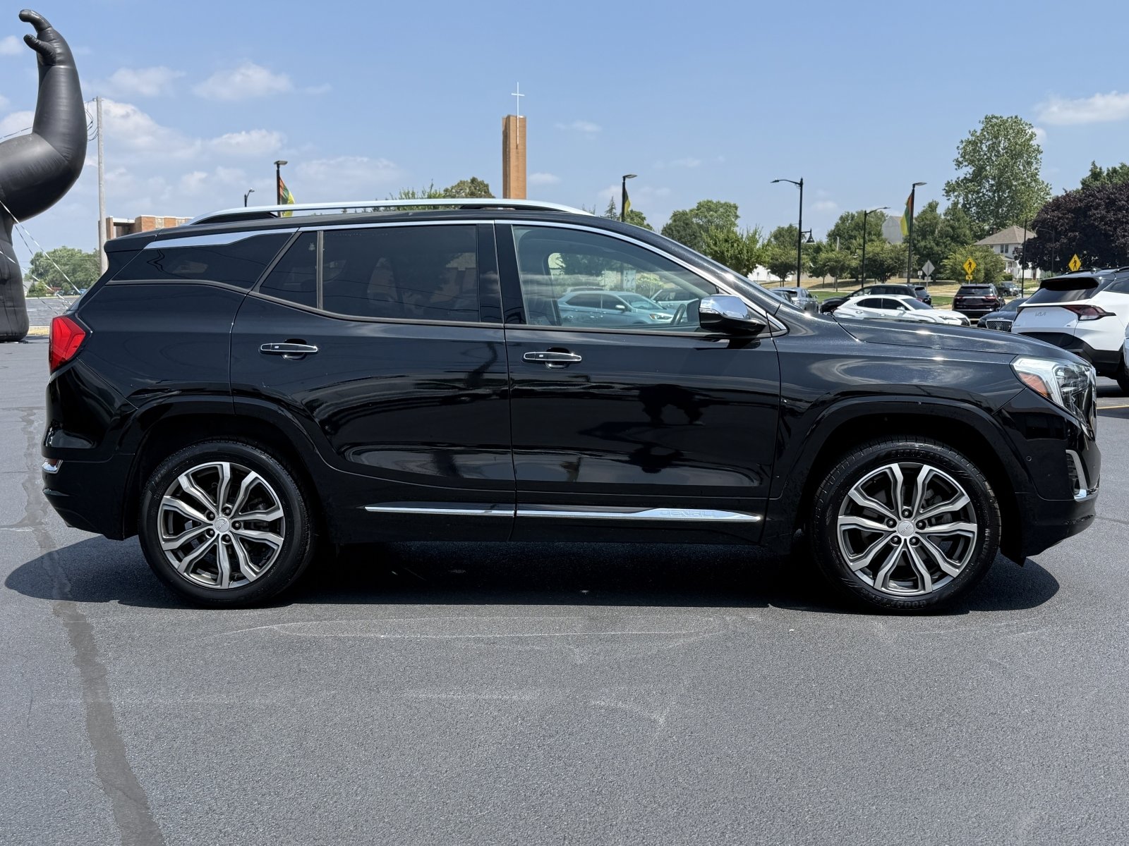 Used 2018 GMC Terrain Denali w/ Advanced Safety Package image 9