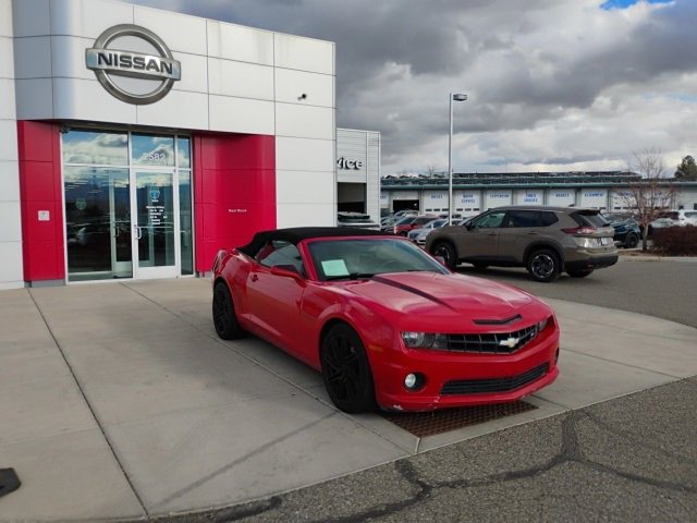 Used 2011 Chevrolet Camaro SS image 3