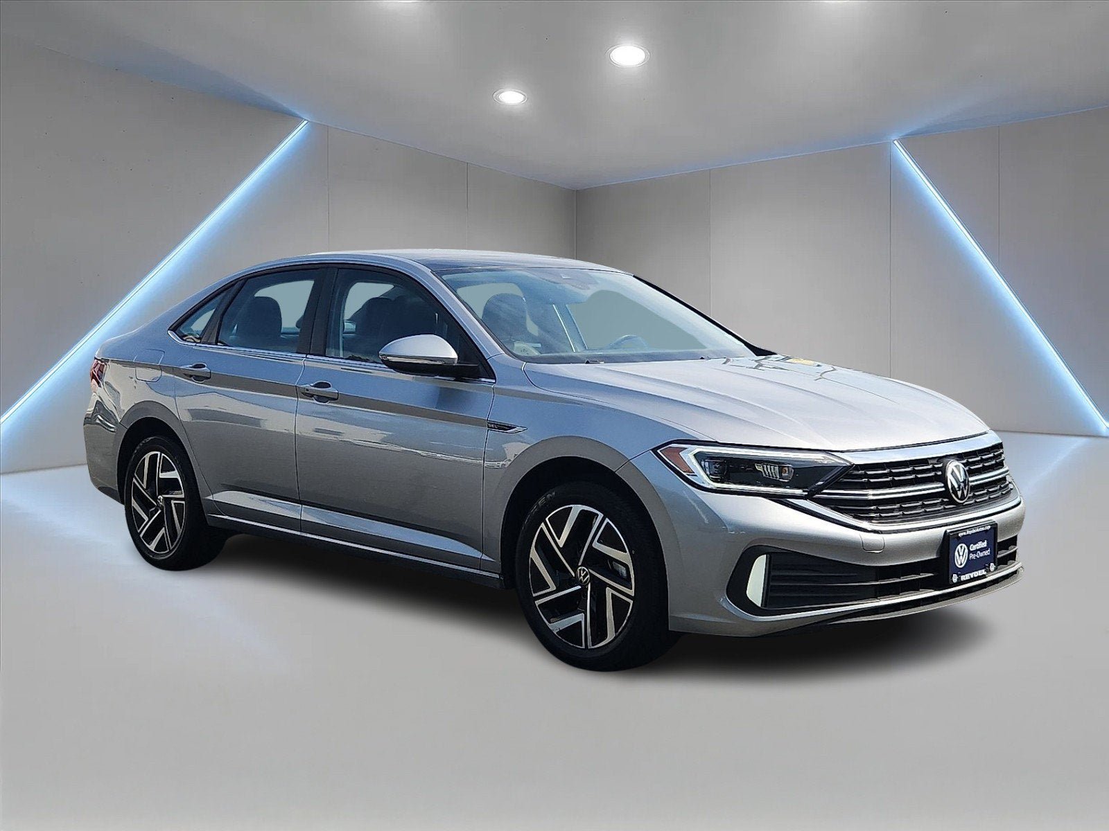 Certified 2024 Volkswagen Jetta SEL FWD image 3