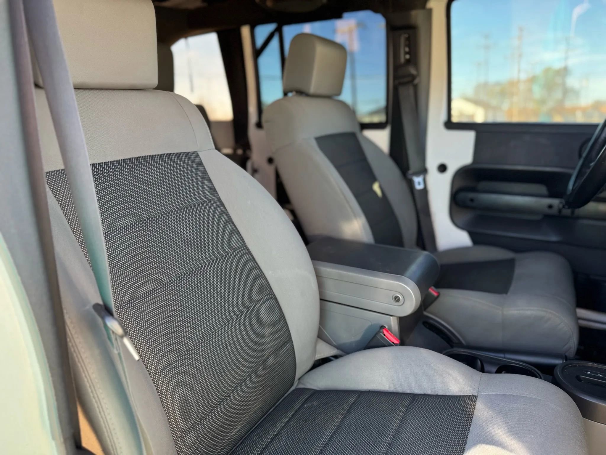 Used 2008 Jeep Wrangler Unlimited X image 20