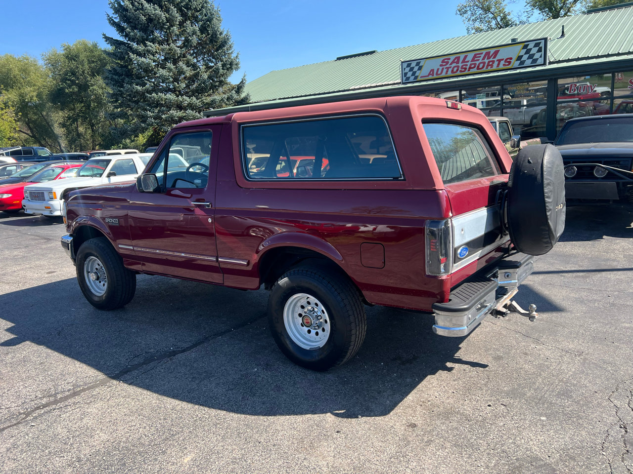 Used 1993 Ford Bronco XLT image 5