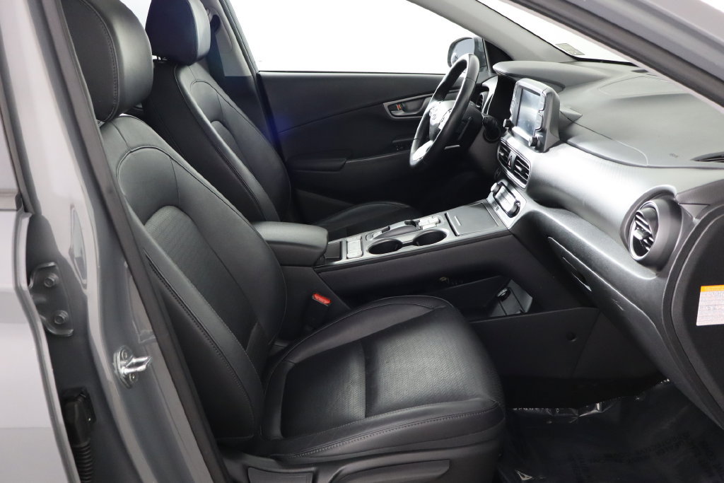 Used 2021 Hyundai Kona Limited FWD image 11