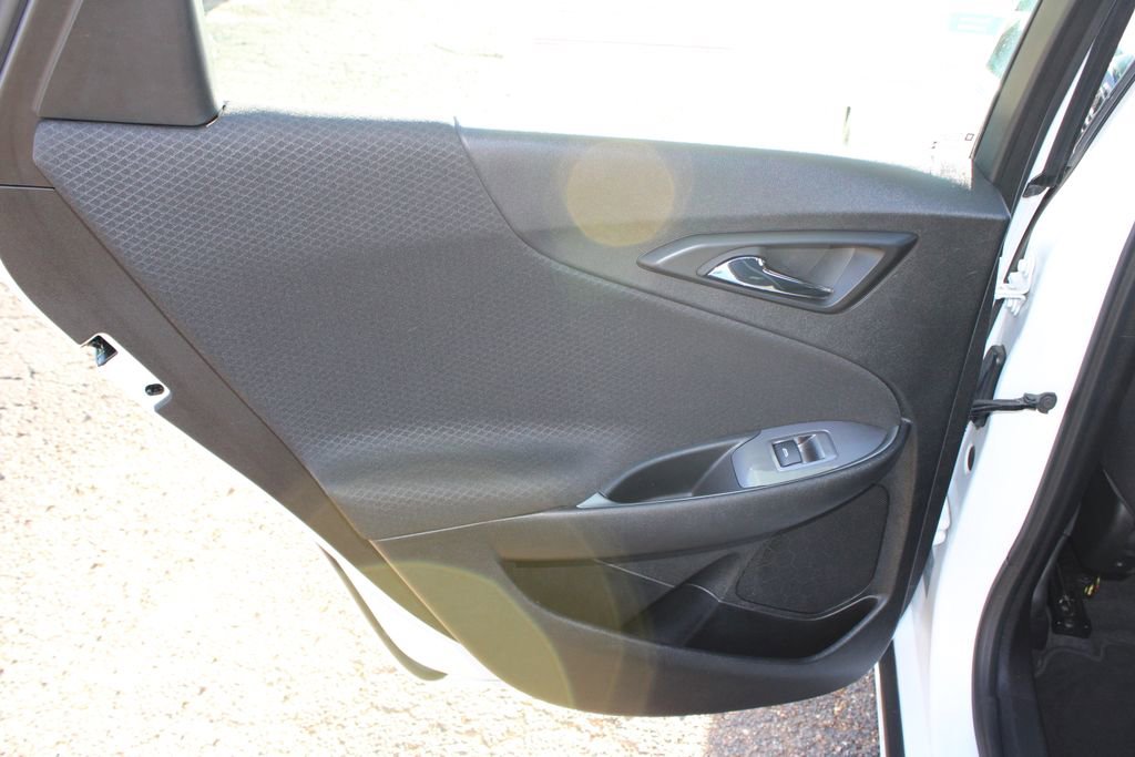 Used 2024 Chevrolet Malibu LT image 18