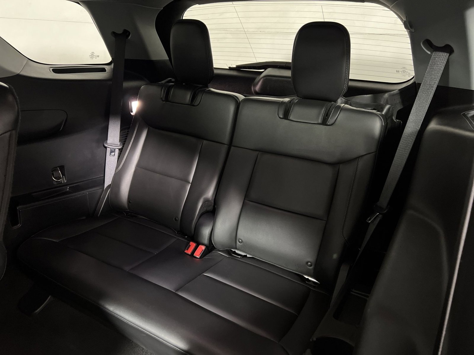 Used 2022 Ford Explorer XLT w/ Equipment Group 202A image 26