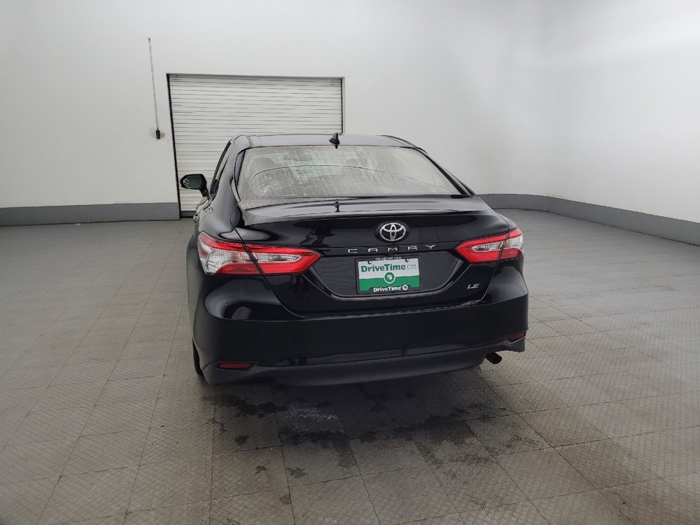 Used 2019 Toyota Camry LE FWD image 6