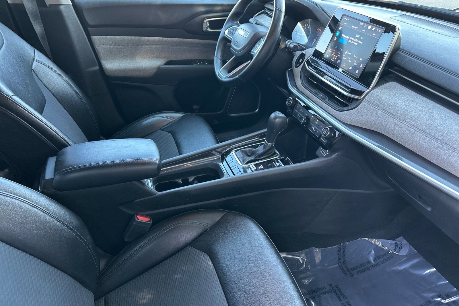 Used 2022 Jeep Compass Latitude w/ Convenience Group image 17