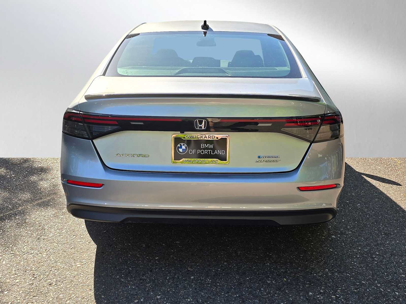 Used 2024 Honda Accord Sport image 4
